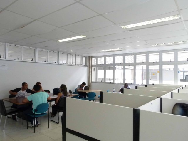 Instalações