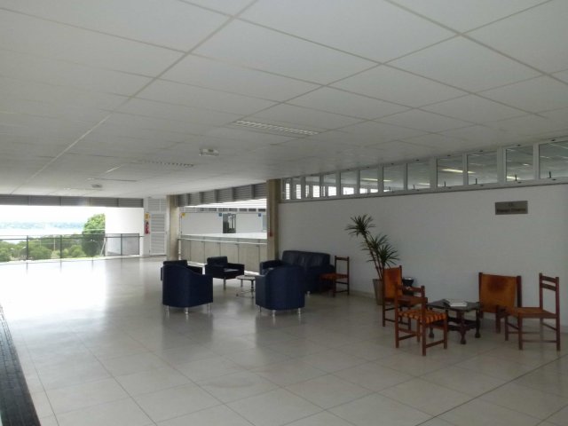 Instalações